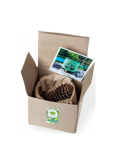 Elka Emaye Baskılı Kamp Kupası Mutluluk Yakında Emaye Baskılı Kamp Kupası. Üzerinde "mutluluk Çok Uzak Değil" Yazısı Deniz Dalgası