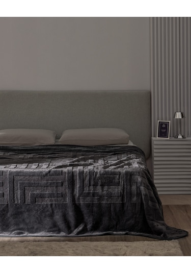 Clementine Çift Kişilik Vizon Emboss Battaniye - Antrasit Gri