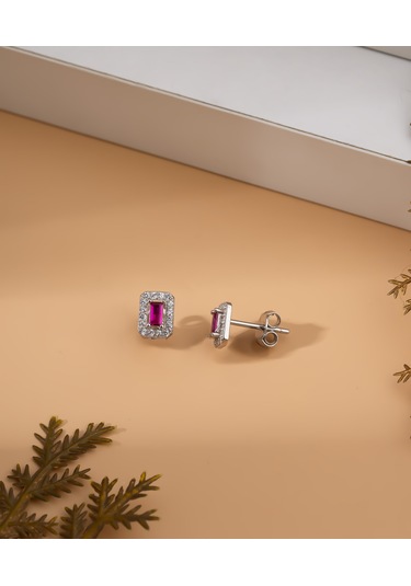 925 Ayar Rodyum Baget Kesim Yakut Taşlı Minimal Günlük Gümüş Küpe Gümüş