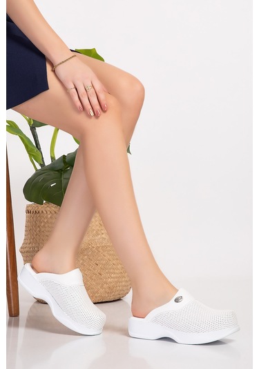 Beyaz Klasik Ortopedik Sabo Terlik 201 / 101 Beyaz Çok Renkli