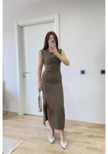 Yırtmaç Detaylı Sırtlı Kapalı Yandan Derin Yırtmaç Detaylı Kolsuz Elbise - Antrasit Antrasit Yırtmaç Detaylı Sırtlı Kapalı Yandan Derin Yırtmaç Detaylı Kolsuz Elbise - Antrasit Antrasit