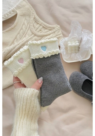 Kadın 5 Çift Premium Kalite Dantel Kalp Desenli Çift Katmanlı Kore Tarzı Soket Çorap Beyaz - Yeşil