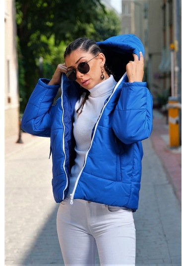 Kadın Saks Mavi Su Geçirmez Kapüşonlu Şişme Mont