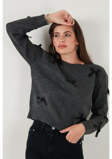 Lela Premium Regular Fit Bisiklet Yaka Fiyonk Detaylı Triko Bayan Kazak 680Kz00155 Antrasit