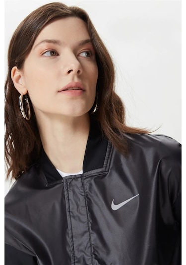 Nike Swoosh Run Jacket Kadın Koşu Ceketi Siyah