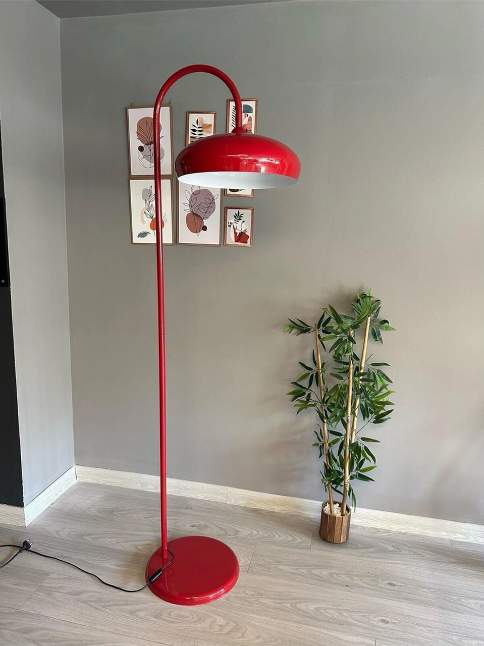 Kırmızı Lambader Modern Dekoratif Metal Oturma Odası Çalışma Odası Zemin Lambası Kırmızı