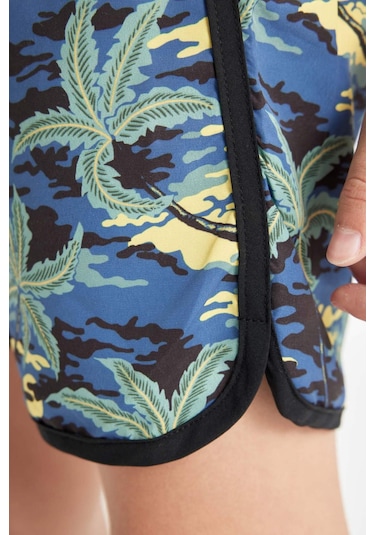 Defacto Erkek Çocuk Desenli Deniz Şortu C5590A824HSIN120