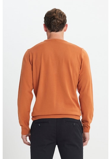 Altinyildiz Classics Erkek Kiremit Standart Fit Normal Kesim Bisiklet Yaka Triko 4A4923100001KMTXL Kiremit