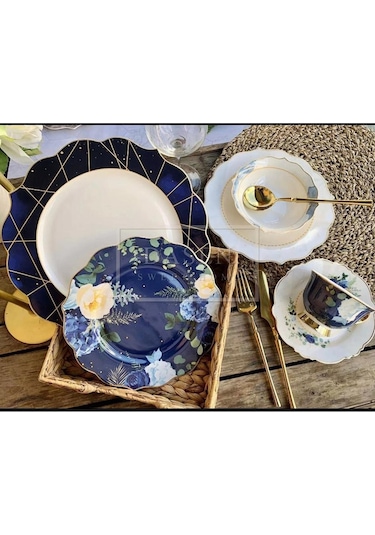 Çiçek Desenli Gold Kenarlı 24 Parça 6 Kişilik Porselen Yemek Takımı