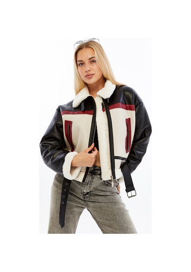 Kadın Beyaz Kürklü Tokalı Crop Mont Beyaz