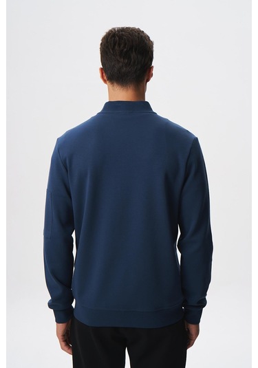 Arma Erkek Slim Fit Scuba Su Geçirmeyen Kumaş Basic Kol Cepli Tam Fermuar Kolej Yaka Sweatshirt K28324988301 İndigo Arma Erkek Slim Fit Scuba Su Geçirmeyen Kumaş Basic Kol Cepli Tam Fermuar Kolej Yaka Sweatshirt K28324988301 İndigo