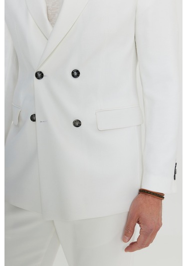 Erkek Ekru Slim Fit Dar Kesim Kırlangıç Yaka Kapak Cepli Blazer Ceket Ekru