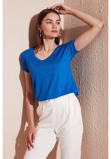 Lela V Yaka Rahat Kesim Yırtmaçlı Bayan Bluz 5862000 Saks