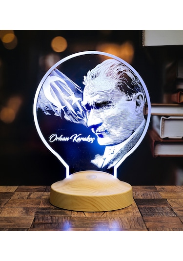 Kişiye Özel İsimli Mustafa Kemal Atatürk Görseli Led Lamba + Türk Bayrağı 