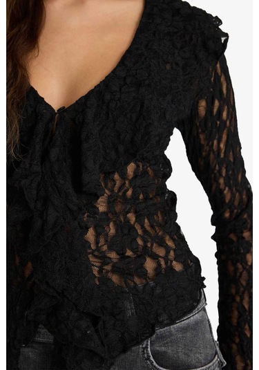 Defacto Slim Fit Dar Kesim V Yaka Dantel Uzun Kollu Bluz G4439ax25wnbk81 Siyah-bk81
