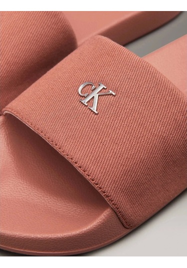 Calvin Klein Kadın Turuncu Slide Monogram Terlik Çok Renkli