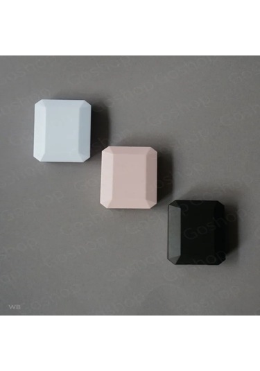 Mufunye Pratik Ve Fonksiyonel Lens Saklama Çözümü: 3b1 Lens Seti Konteyner, Pens Ve Emme Kupası İçerir.