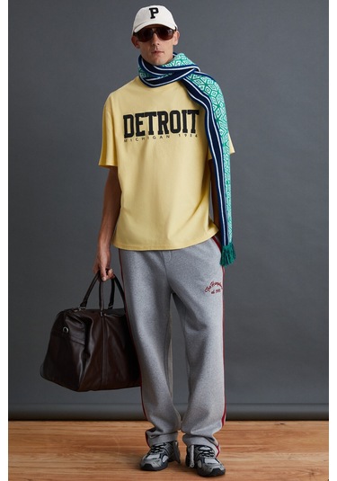 ATLANTA Erkek %100 Pamuklu Kısa Kollu Baskı Detaylı Sarı T-Shirt