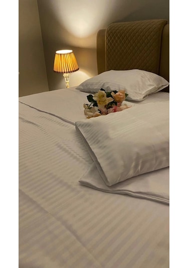 Otel Tipi 10 Adet Nevresim Takımı, Çift Kişilik Çizgili Saten %100 Pamuk 200x220 Beyaz