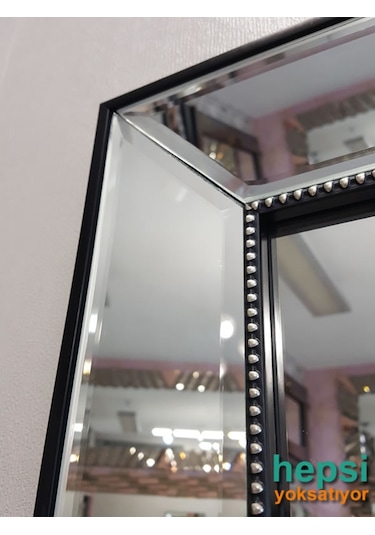 Ayna Çerçeveli Model Siyah Renk Boy Aynası Siyah