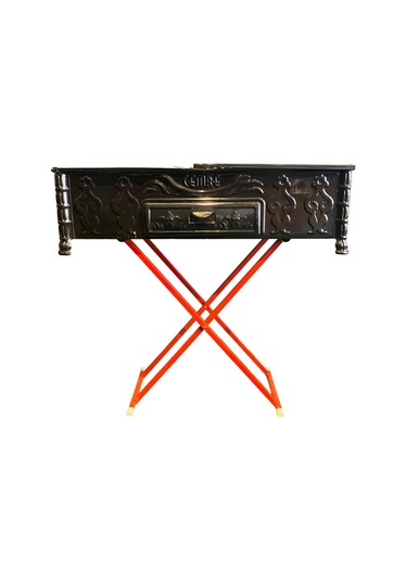 Emaye Boyalı Yüksek Ayaklı Çift Izgaralı Mangal Kırmızı - Siyah