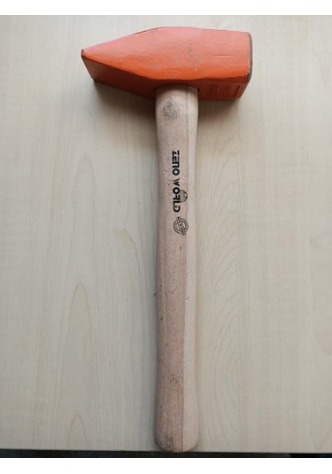 Ahşap Saplı Çekiç 2000 Gram 2 Kg