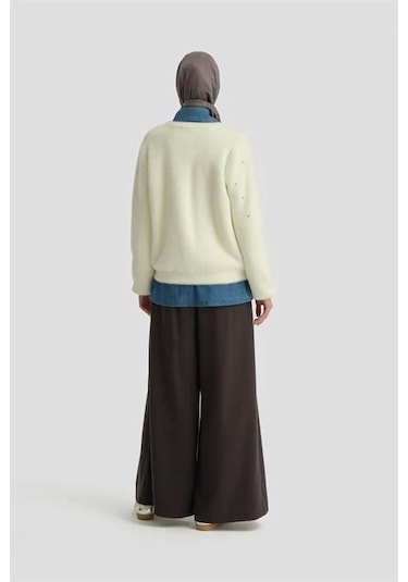 Armine Taş Detaylı Kazak 24kd2806 Aytaşı Krem