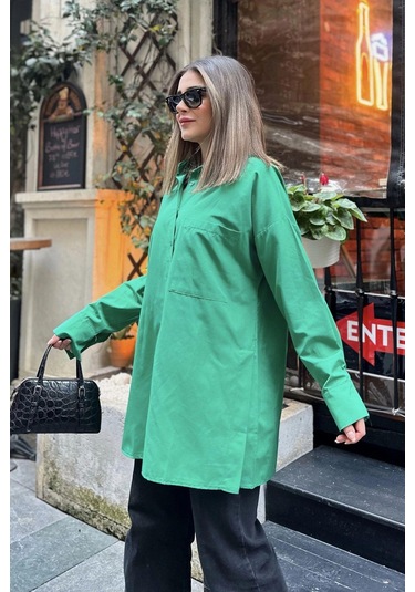 Kadın Yeşil Terikoton Kumaş, Yırtmaçlı, Rahat Uzun Gömlek Benetton