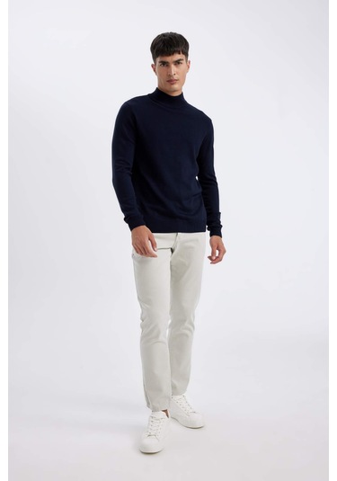 DeFacto Lacivert Slim Fit Dar Kesim Yarım Balıkçı Yaka Basic Düz Triko Kazak R1127AZ24WNNV207