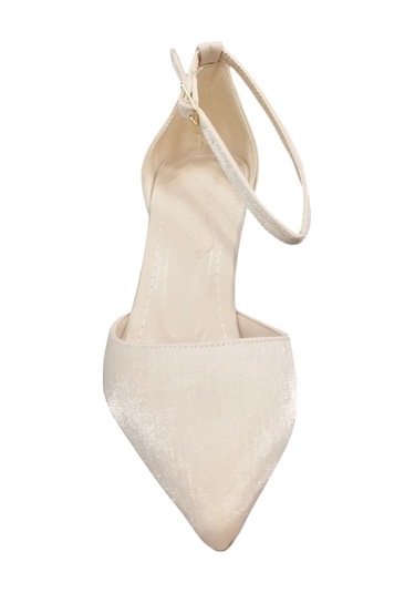 Ventes 120516z 7 Cm Kadeh Topuk Bilekten Bantlı Sivri Burun Kadın Saten Topuklu Ayakkabı Ten