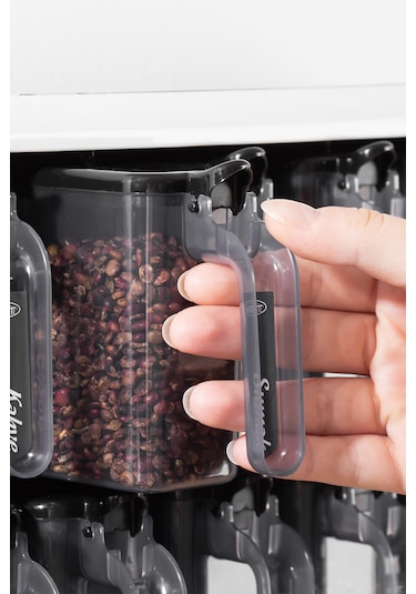 Porsima 1165 Random Standlı Kendinden Yapışkanlı Kaşıklı Kapaklı Baharatlık Seti 12'li Beyaz - Siyah Siyah - Beyaz