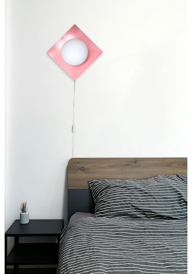 Kare Aplik Fişli Pembe