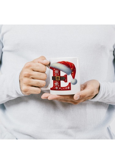 E Harfi Yılbaşı Temalı Bardak 330 Ml Harfli Kişiye Özel Hediye - Yeniyıl / Noel Şapka Tasarım Beyaz