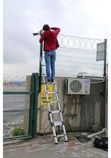 Ebax 13 Basamaklı Teleskopik Merdiven Uzayan 3.8 M