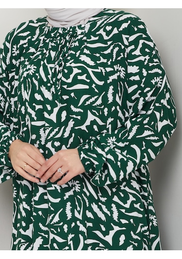 Desenli Önü Büzgülü Viskon Elbise - Yeşil / E0131 Yeşil