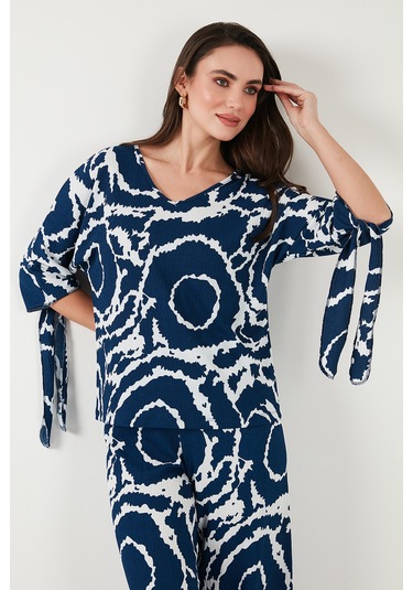 Lela Desenli Regular Fit Truvakar Kol V Yaka Alt-Üst Bayan Takım 5865357 Lacivert