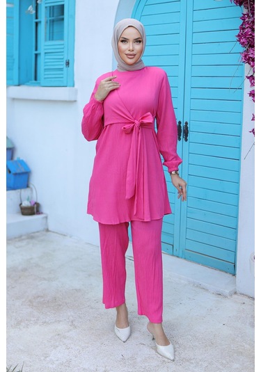 Yandan Bağlamalı Tesettür Fuşya Takım Fuşya