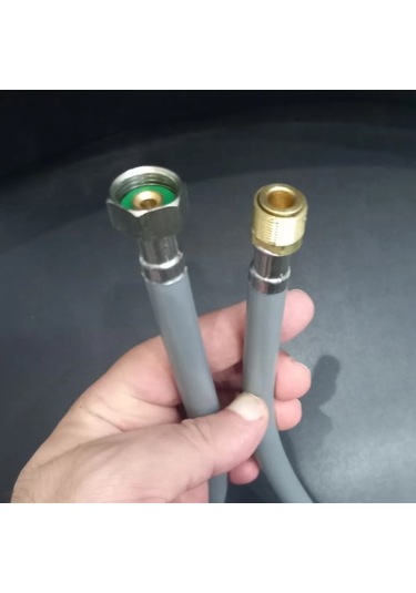 Berber El Duşu Ve Hortumlu Siyah