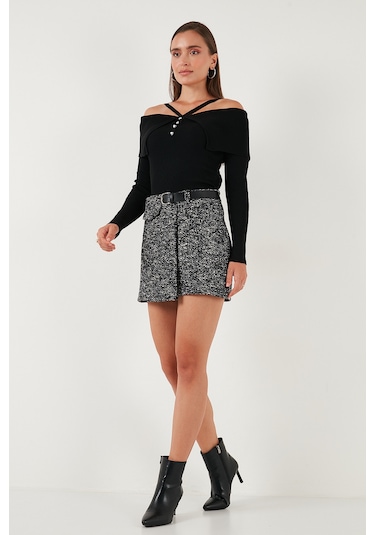 Lela Pamuklu Kırçıllı Relaxed Fit Mini Boy Kemerli Bayan Şort Etek 611Sr0083 Siyah