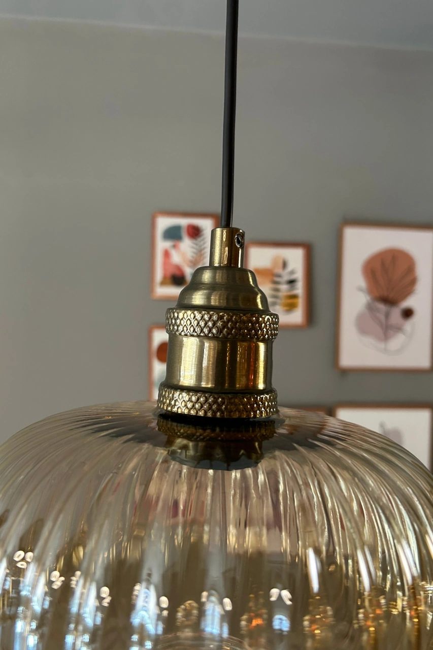 Mola Cam Bal Rengi Tekli Avize Lale Başlık Retro Sarkıt Lamba Restoran Salon Aydınlatma Bal