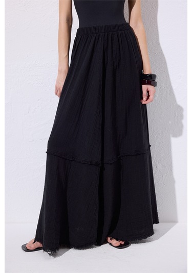 Müslin Katlı Geniş Etek Siyah Siyah