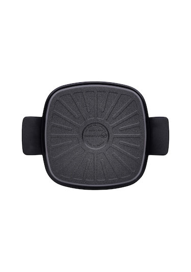 Korkmaz Casterra Kare Döküm Tencere 28x28x12,5