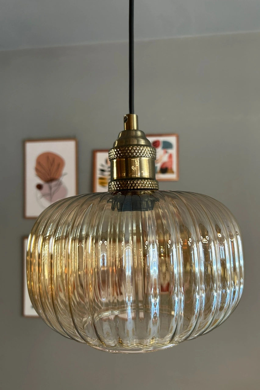 Mola Cam Bal Rengi Tekli Avize Lale Başlık Retro Sarkıt Lamba Restoran Salon Aydınlatma Bal