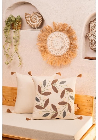 Doğa Motifli Püsküllü Kırlent Kılıfı Botanik Çelenk Çok Renkli