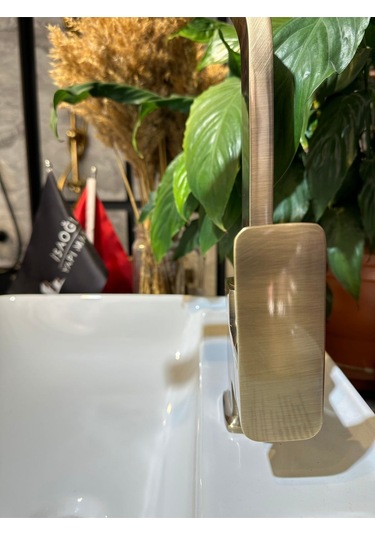 İsaoğlu Yapı Antik Gold Mutfak Bataryası Arıtmalı Evye Musluğu Kare Premium Armatür Gold