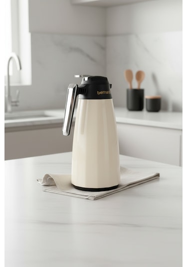 Bernardo Lustra Cam Termos Krem 1.5 Litre Krem