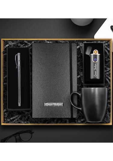 Kişiye Özel Dokunmatik Siyah USB Çakmak & Roller Kalem & Siyah Defter & Siyah Kupa Premium Hediye Seti