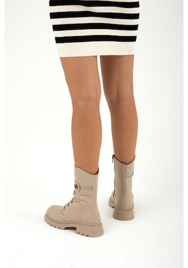 Tamer Tanca Kadın Hakiki Deri Krem Casual Bot 922 23k10024 Bn Bot Sk22/23 Krem Floter Krem