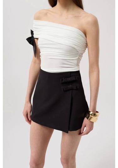 Fiyonk Detay Mini Etek Siyah