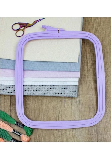 Nurge No:4 Lila Plastik Kare Kasnak - (25 Cm X 28 Cm)